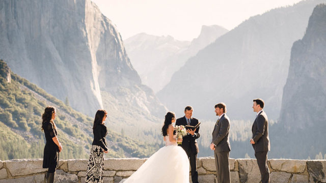 Intimate Wedding in Yosemite at Tunnel View